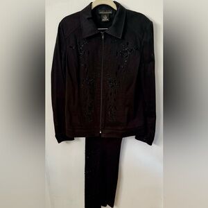 Black two piece set..eyelet and sparkle!